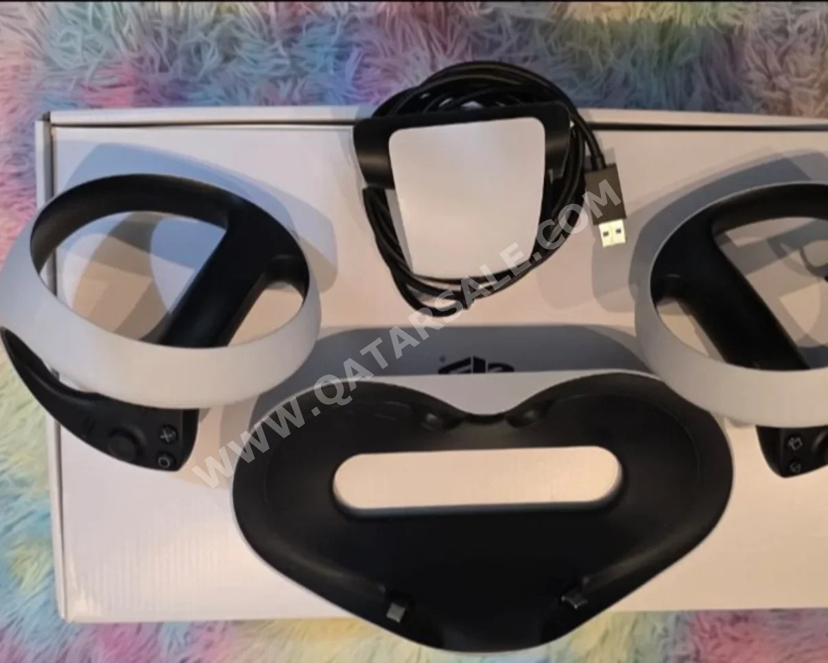 Sony  PS VR 2  - Playstation  Knuckles Included