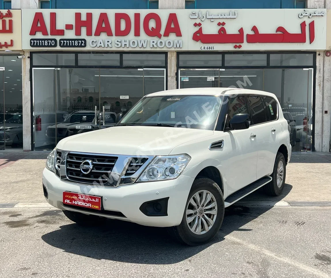 نيسان باترول أكس أي 2018 اوتوماتيك 193,000 كم 6 سلندر دفع رباعي اس يو في أبيض