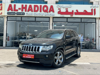 Jeep  Grand Cherokee  Limited  2013  Automatic  172,000 Km  6 Cylinder  Four Wheel Drive (4WD)  SUV  Black
