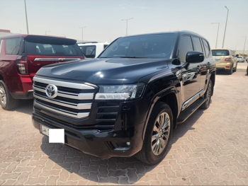 Toyota Land Cruiser GXR Twin Turbo 2023 Automatic 128,000 Km 6 Cylinder Four Wheel Drive (4WD) SUV Black