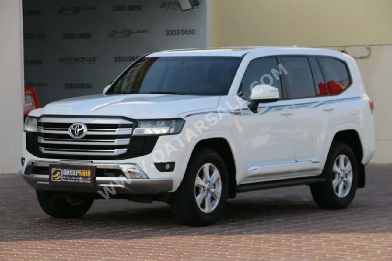 Toyota Land Cruiser GXR 2024 Automatic 19,000 Km 6 Cylinder Four Wheel Drive (4WD) SUV White With Warranty