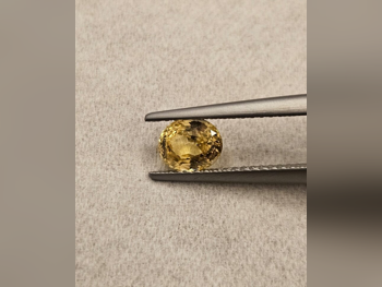 Gemstones Yellow Sapphire 1 Carat Oval