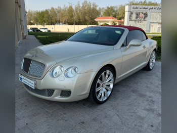 بنتلي  جي تي  سبيد  2010  اوتوماتيك  40,000 كم  12 سلندر  دفع كلي مستمر  كشف  أبيض لؤلؤي