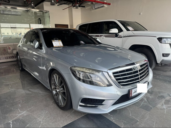 مرسيدس - بنز  اس - كلاس  400 AMG  2015  اوتوماتيك  85,000 كم  6 سلندر  دفع خلفي  سيدان  فضي