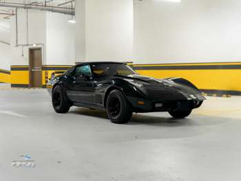 Chevrolet  Corvette  C3  1977  Automatic  80,000 Km  8 Cylinder  Rear Wheel Drive (RWD)  Coupe / Sport  Black