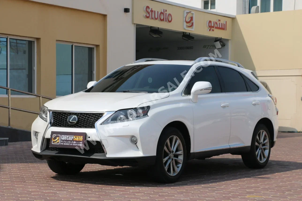 لكزس ار اكس 350 2009 اوتوماتيك 275,000 كم 6 سلندر دفع رباعي اس يو في أبيض لؤلؤي