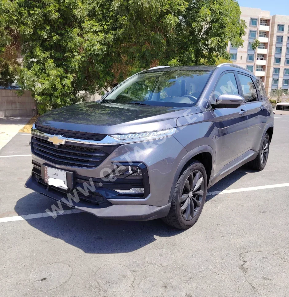 Chevrolet Captiva 2025 Automatic 27,000 Km 4 Cylinder Front Wheel Drive (FWD) SUV Gray With Warranty