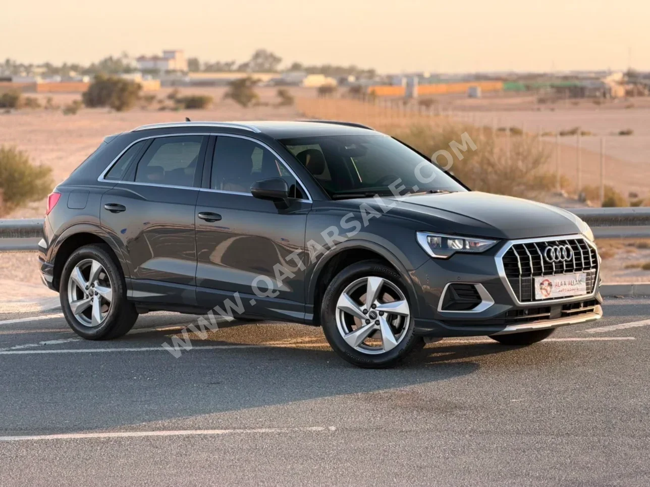 Audi Q3 2022 Automatic 39,000 Km 4 Cylinder Front Wheel Drive (FWD) SUV Gray