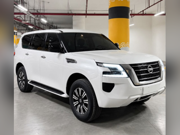 Nissan Patrol XE 2020 Automatic 40,000 Km 6 Cylinder Four Wheel Drive (4WD) SUV White