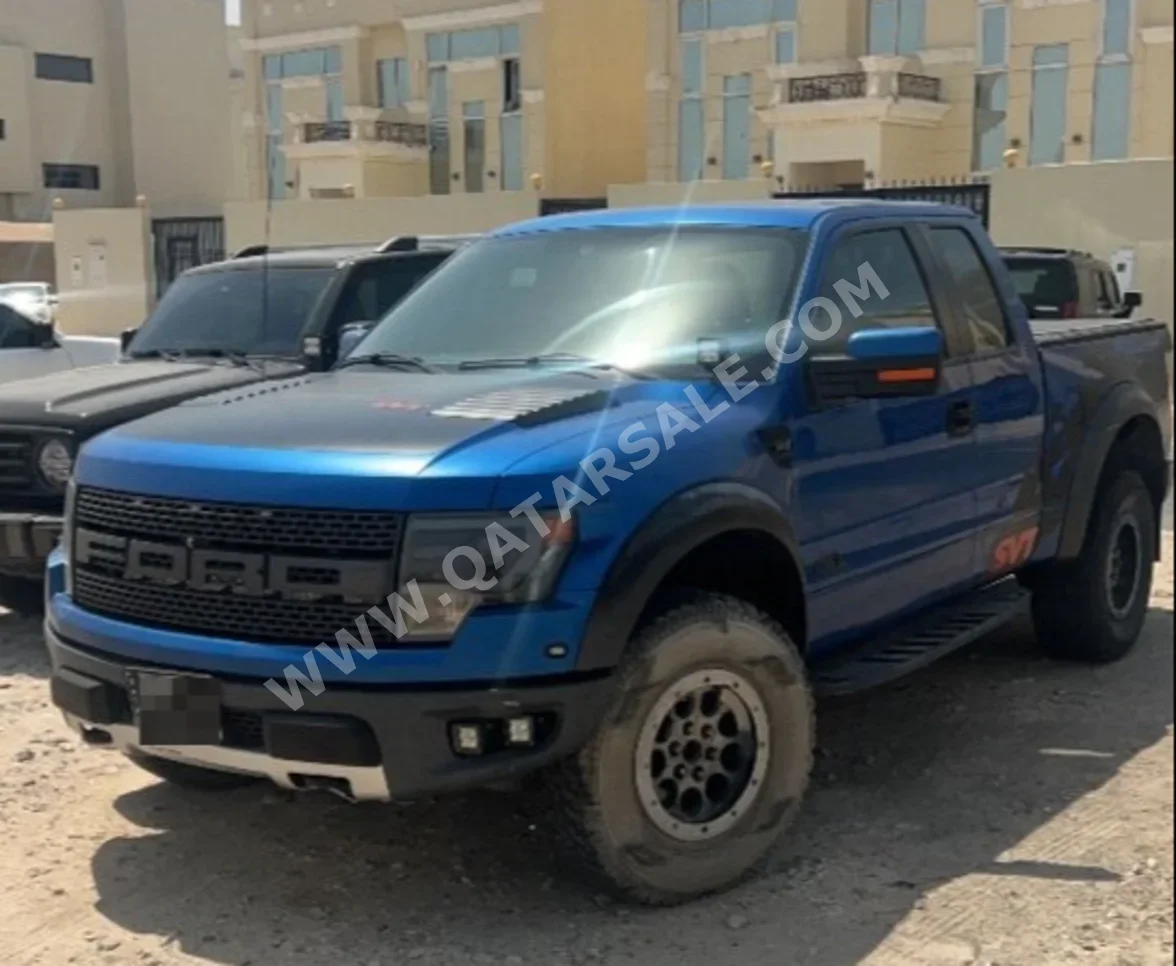 Ford Raptor SVT 2013 Automatic 319,000 Km 8 Cylinder Four Wheel Drive (4WD) Pick Up Blue