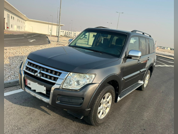 Mitsubishi Pajero GLS 2018 Automatic 200,000 Km 6 Cylinder Four Wheel Drive (4WD) SUV Gray
