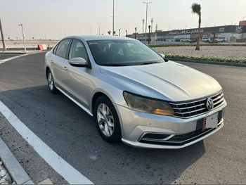 Volkswagen Passat 2019 Automatic 400,000 Km 4 Cylinder Front Wheel Drive (FWD) Sedan Silver