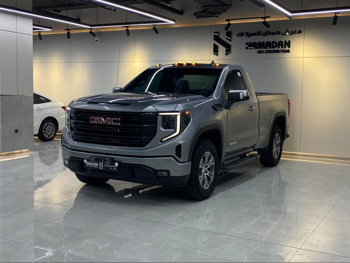 GMC Sierra Elevation 2024 Automatic 55,000 Km 8 Cylinder Four Wheel Drive (4WD) Pick Up Gray With Warranty
