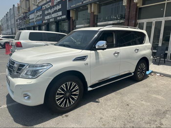 Nissan  Patrol  Platinum  2016  Automatic  275,000 Km  8 Cylinder  Four Wheel Drive (4WD)  SUV  White