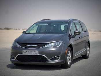 Chrysler Pacifica 2019 Automatic 116,000 Km 6 Cylinder Front Wheel Drive (FWD) SUV Gray