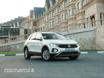 Volkswagen  T-Roc  4 Cylinder  SUV 4x4  White  2025