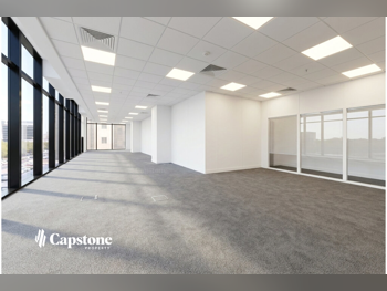 Commercial Offices - Semi Furnished - Doha - Umm Ghuwailina