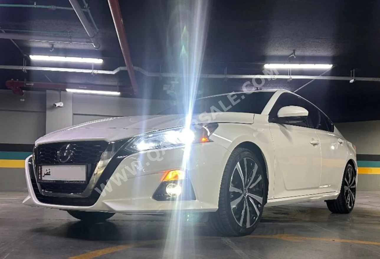 Nissan Altima SR 2022 Automatic 82,000 Km 4 Cylinder Front Wheel Drive (FWD) SUV Pearl