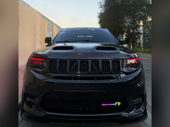Jeep  Grand Cherokee  SRT  2014  Automatic  130,000 Km  8 Cylinder  Four Wheel Drive (4WD)  SUV  Black  With Warranty