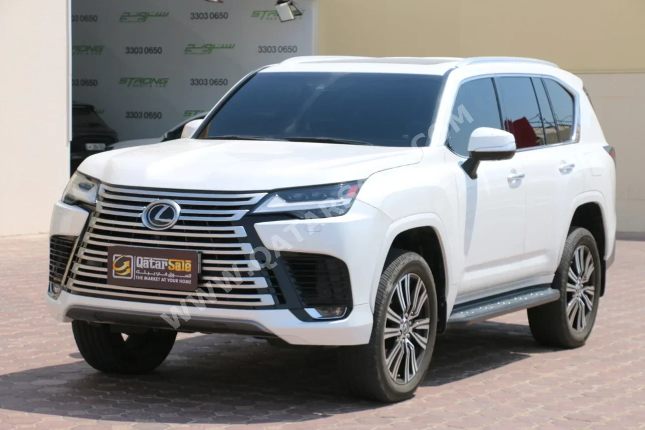 Lexus LX 600 Luxury 2023 Automatic 115,000 Km 6 Cylinder Four Wheel Drive (4WD) SUV White With Warranty