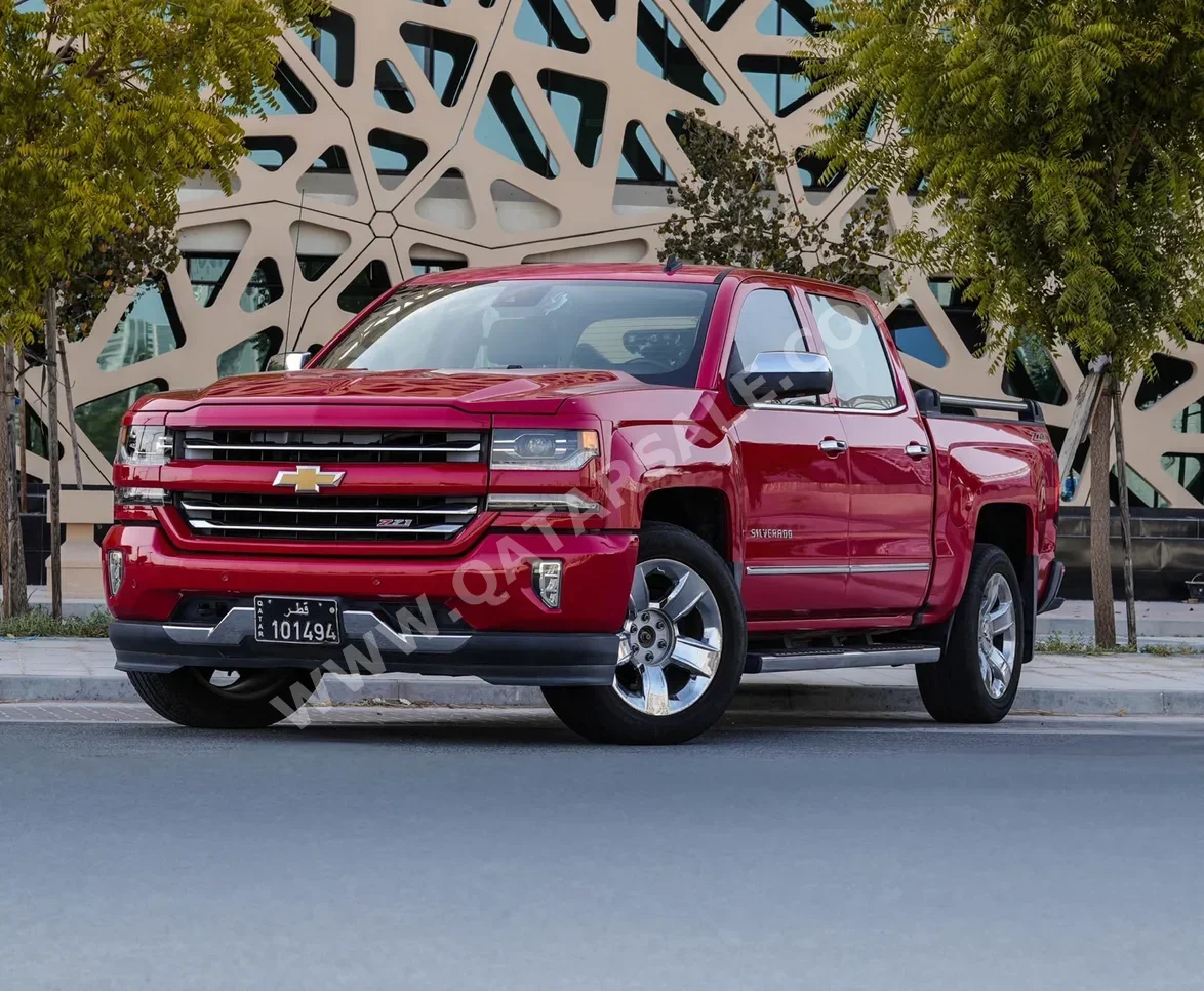 Chevrolet Silverado LTZ 2016 Automatic 230,000 Km 8 Cylinder Four Wheel Drive (4WD) Pick Up Red