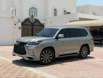 Lexus LX 570 S 2018 Automatic 120,000 Km 8 Cylinder Four Wheel Drive (4WD) SUV Sonic Titanium