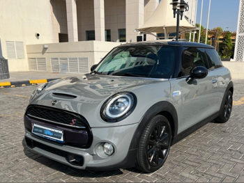 Mini Cooper S 2019 Automatic 84,000 Km 4 Cylinder Front Wheel Drive (FWD) Hatchback Silver