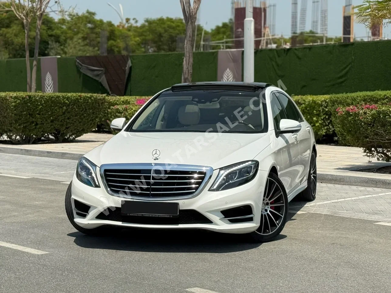 Mercedes-Benz S-Class 400 AMG 2014 Automatic 129,000 Km 6 Cylinder Rear Wheel Drive (RWD) Sedan White