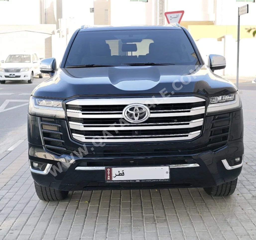 Toyota Land Cruiser VX Twin Turbo 2022 Automatic 150,000 Km 6 Cylinder Four Wheel Drive (4WD) SUV Black With Warranty