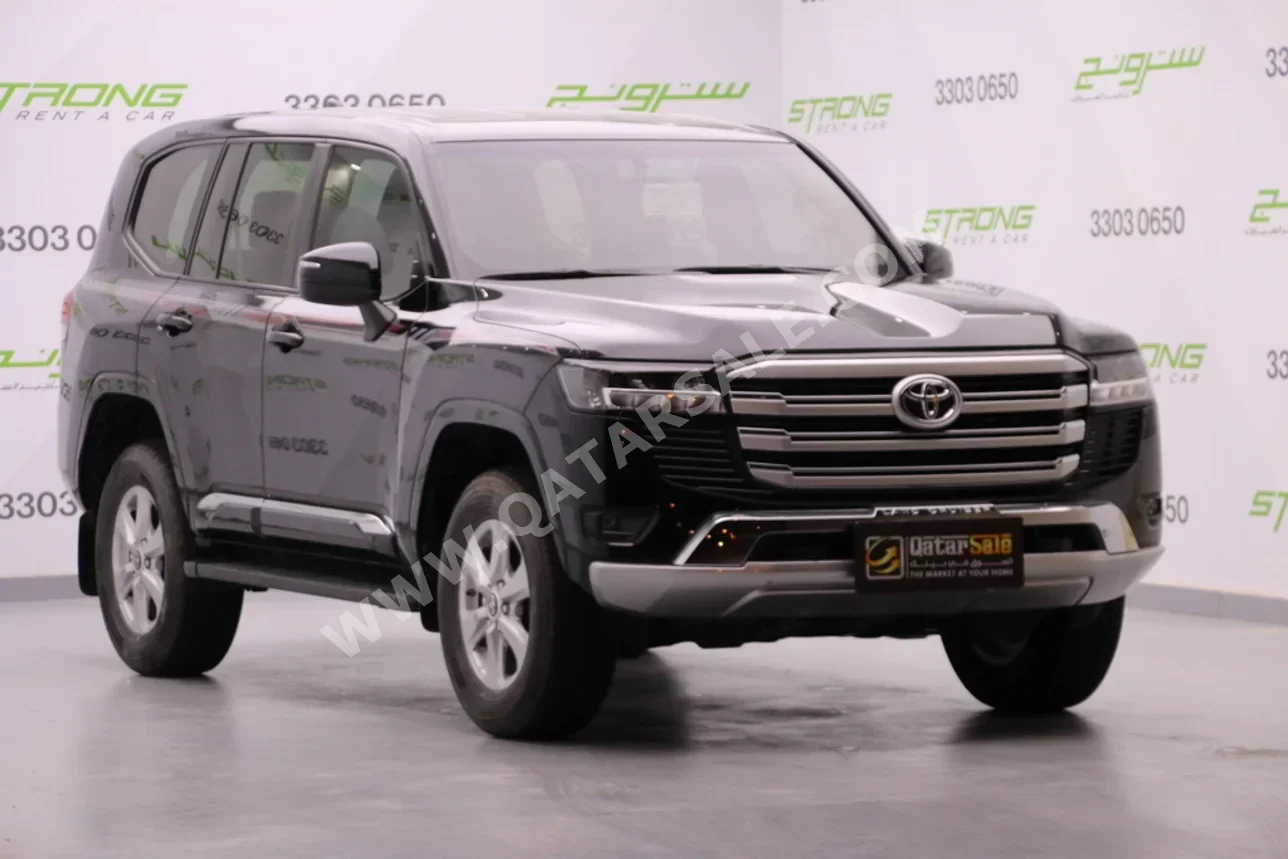 Toyota Land Cruiser GXR 2025 Automatic 46,000 Km 6 Cylinder Four Wheel Drive (4WD) SUV Black With Warranty
