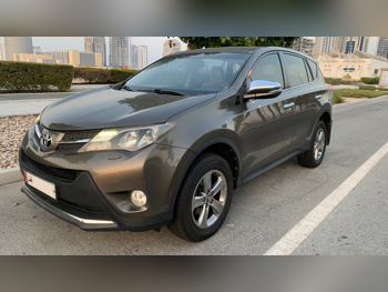 Toyota Rav 4 2015 Automatic 152,000 Km 4 Cylinder Four Wheel Drive (4WD) SUV Bronze