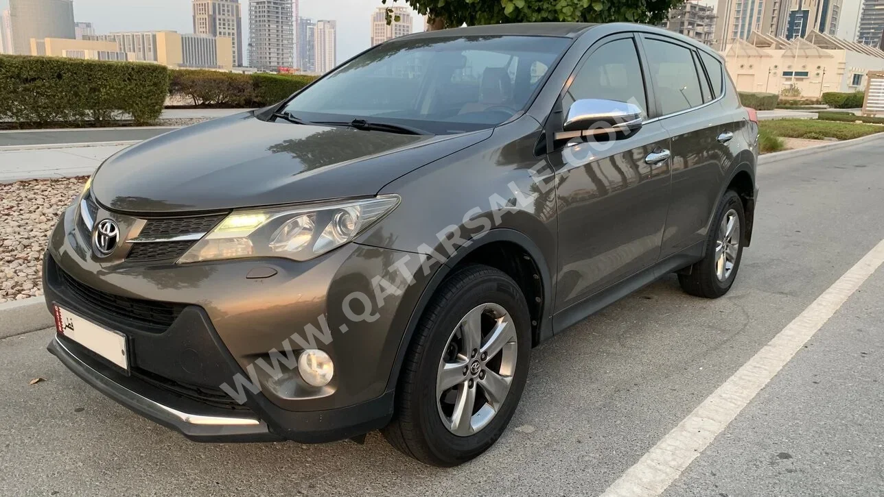 Toyota Rav 4 2015 Automatic 152,000 Km 4 Cylinder Four Wheel Drive (4WD) SUV Bronze