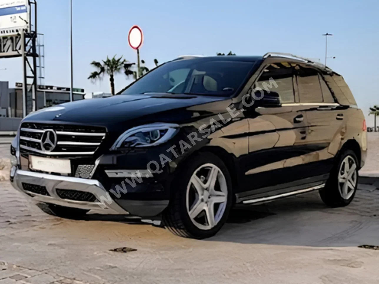 Mercedes-Benz ML 400 2015 Automatic 164,935 Km 6 Cylinder All Wheel Drive (AWD) SUV Black