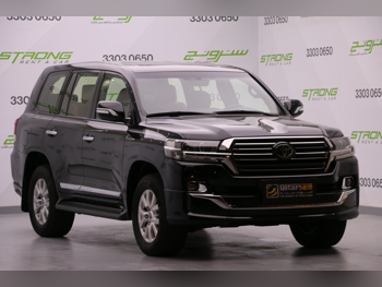 Toyota Land Cruiser GXR Black Edition 2017 Automatic 229,000 Km 8 Cylinder Four Wheel Drive (4WD) SUV Black