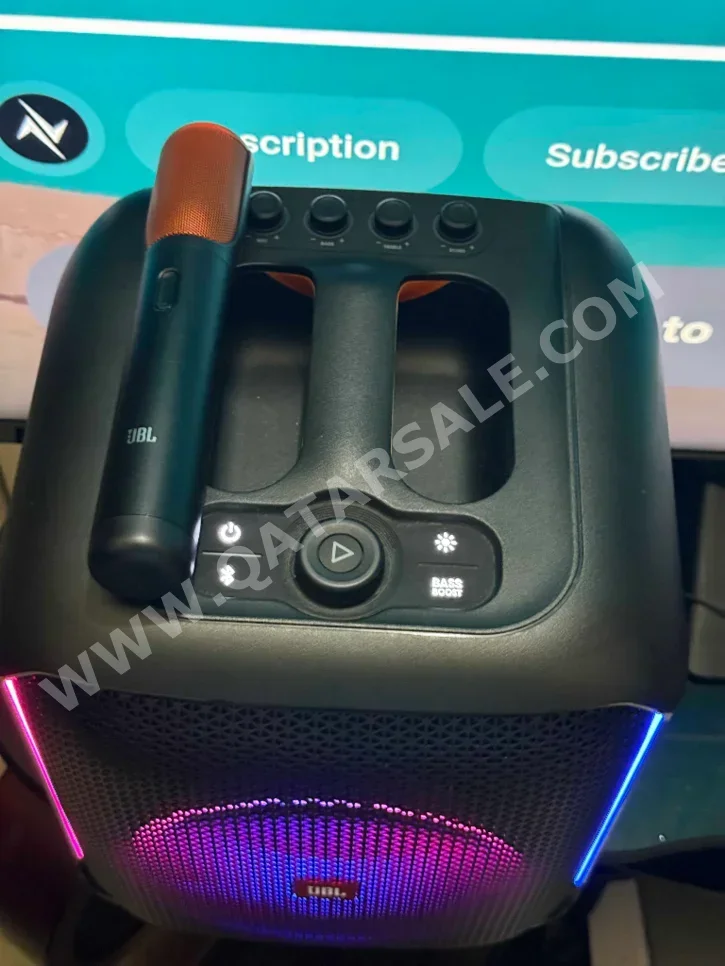 Speakers & Soundbars 1+1 Black / JBL Vietnam Bluetooth