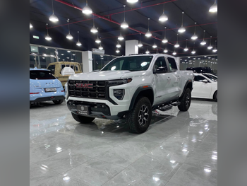 GMC  Canyon  AT4 X  2024  Automatic  7,000 Km  8 Cylinder  Four Wheel Drive (4WD)  Pick Up  White  With Warranty