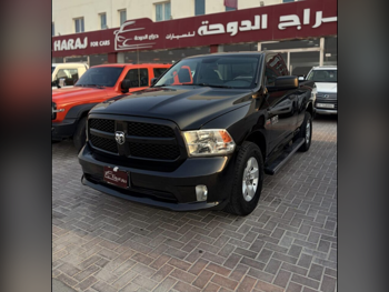 Dodge  Ram  1500  2017  Automatic  270,000 Km  8 Cylinder  Four Wheel Drive (4WD)  Pick Up  Black