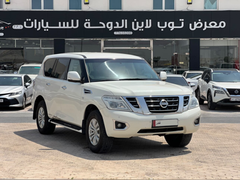 Nissan  Patrol  SE  2014  Automatic  327,000 Km  8 Cylinder  Four Wheel Drive (4WD)  SUV  White