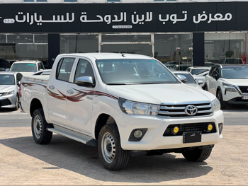 Toyota  Hilux  2022  Automatic  82,000 Km  4 Cylinder  Four Wheel Drive (4WD)  Pick Up  White