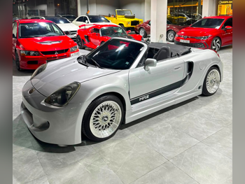 تويوتا  ام آر 2  2002  عادي  99,000 كم  4 سلندر  دفع خلفي  كوبيه \ سبورت  فضي