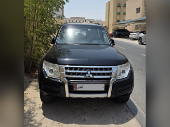 Mitsubishi Pajero GLS 2018 Automatic 80,700 Km 6 Cylinder Four Wheel Drive (4WD) SUV Black