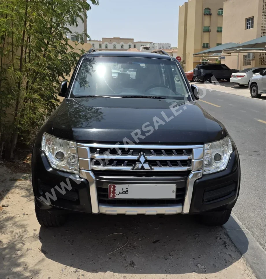 Mitsubishi Pajero GLS 2018 Automatic 80,700 Km 6 Cylinder Four Wheel Drive (4WD) SUV Black