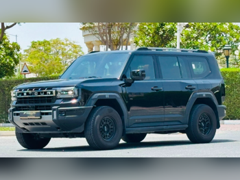 Jetour  G700  Comfort  2026  Automatic  15,000 Km  4 Cylinder  Four Wheel Drive (4WD)  SUV  Black  With Warranty