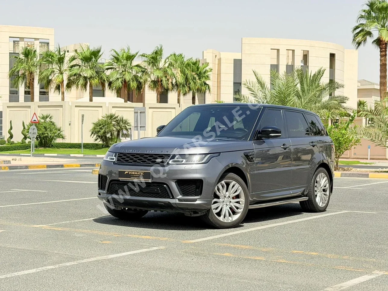 Land Rover Range Rover HSE 2019 Automatic 50,000 Km 8 Cylinder Four Wheel Drive (4WD) SUV Gray