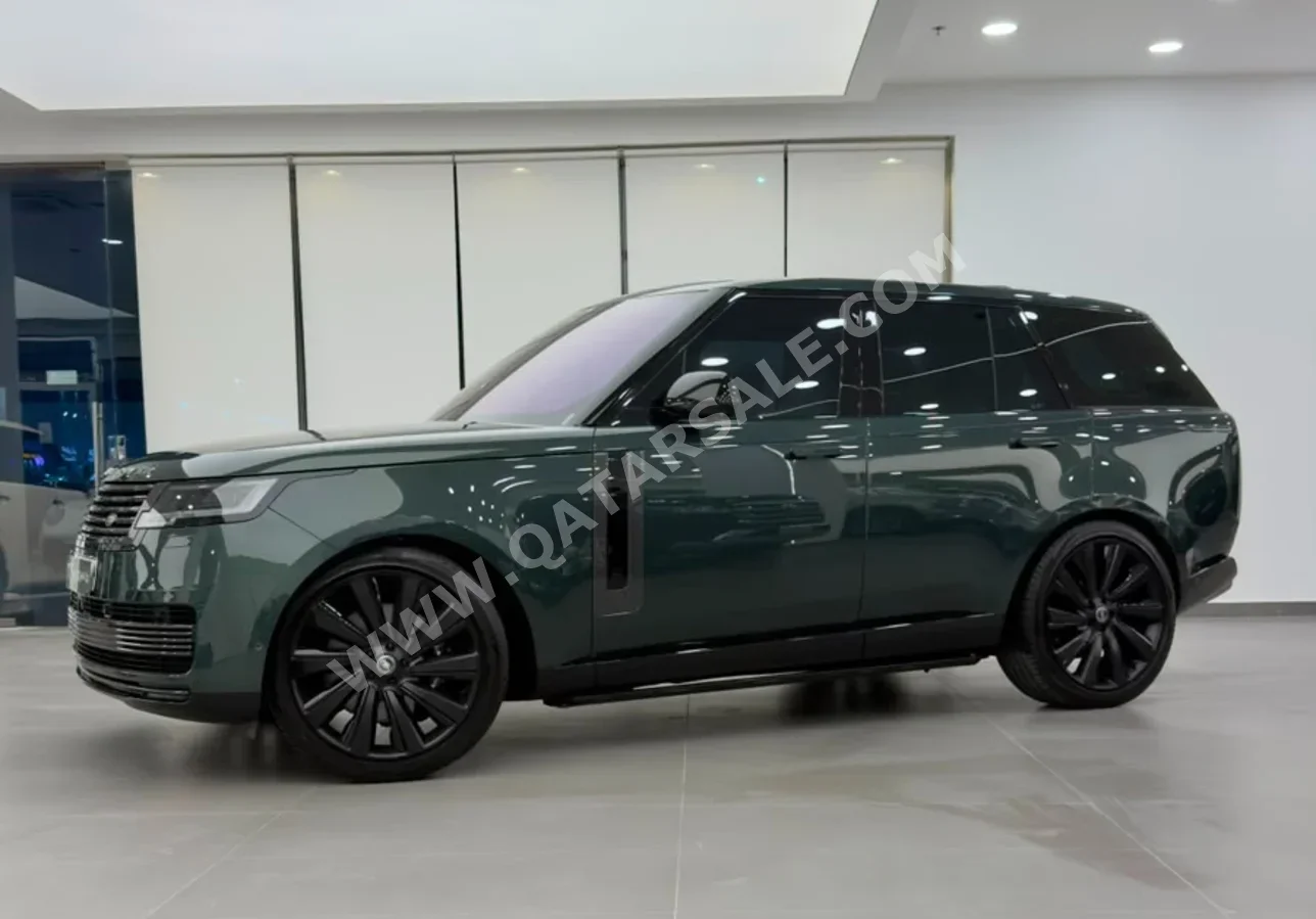 Land Rover  Range Rover  Vogue HSE  2023  Automatic  97,000 Km  8 Cylinder  Four Wheel Drive (4WD)  SUV  Green