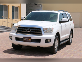 Toyota  Sequoia  2012  Automatic  300,000 Km  8 Cylinder  Four Wheel Drive (4WD)  SUV  White