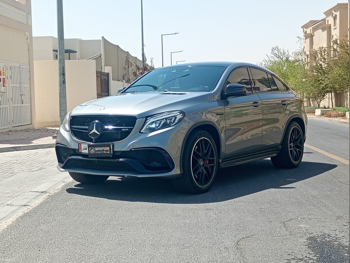 مرسيدس - بنز جي ال اي 63S AMG 2016 اوتوماتيك 116,000 كم 8 سلندر دفع رباعي اس يو في رمادي