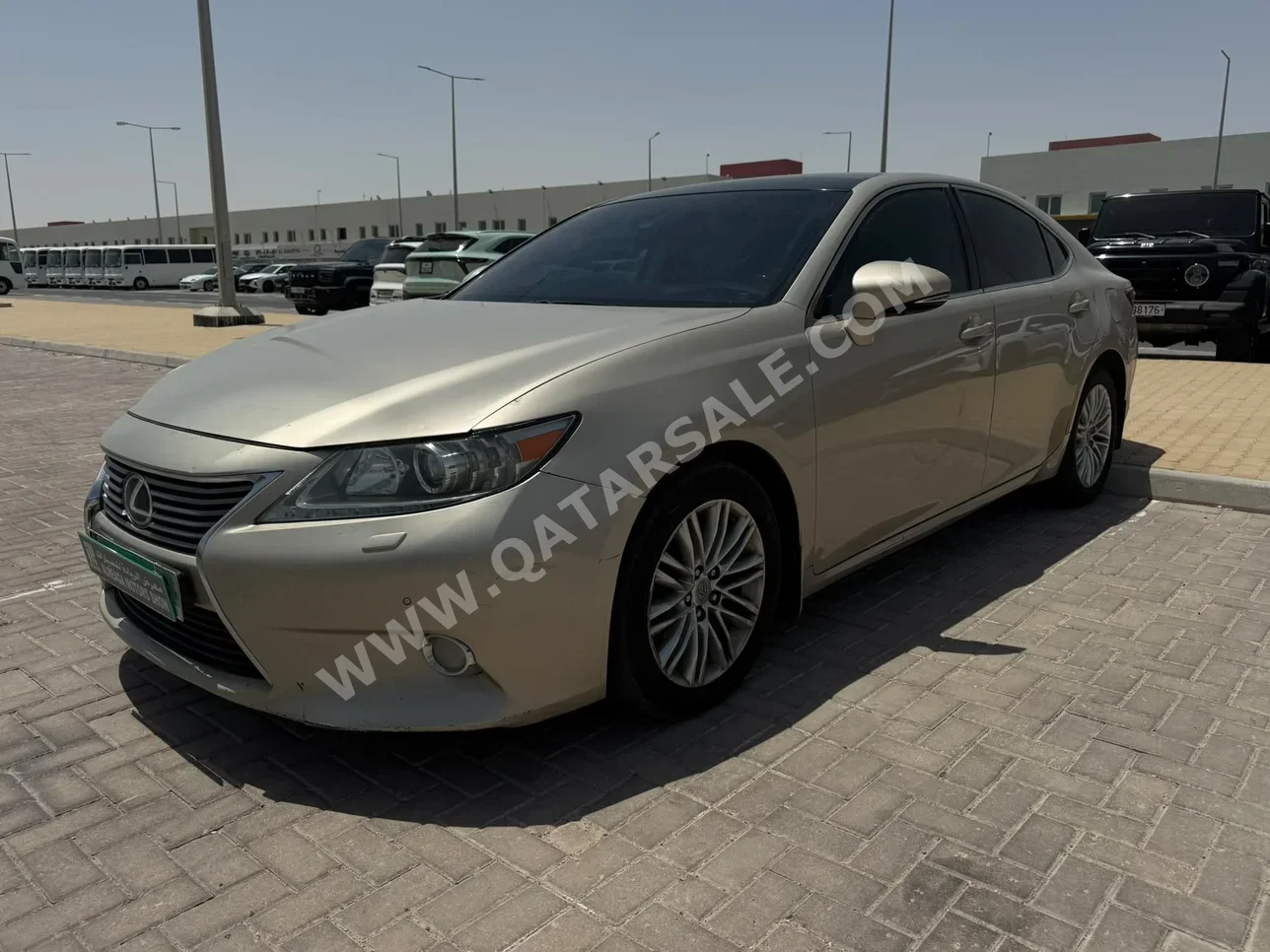 Lexus ES 350 2013 Automatic 260,000 Km 6 Cylinder Rear Wheel Drive (RWD) Sedan Gold