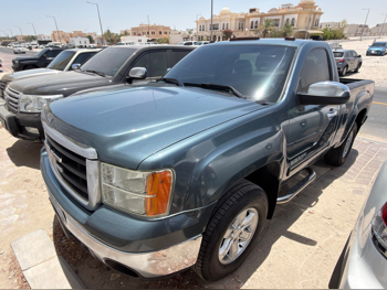 جي ام سي سييرا 2009 اوتوماتيك 380,000 كم 8 سلندر دفع رباعي بيكب ازرق