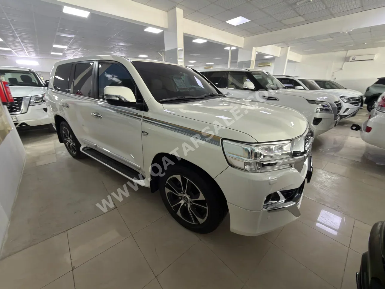 Toyota Land Cruiser VXR 2021 Automatic 41,000 Km 8 Cylinder Four Wheel Drive (4WD) SUV White